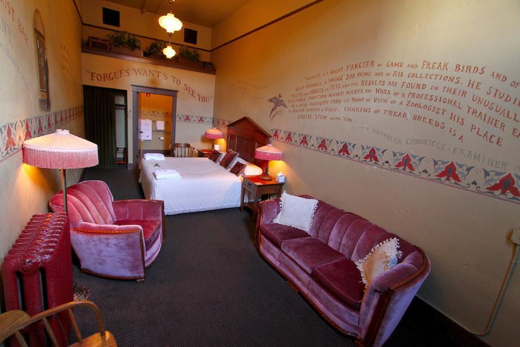 فيلا Mcmenamins Olympic Club سنتراليا المظهر الخارجي الصورة