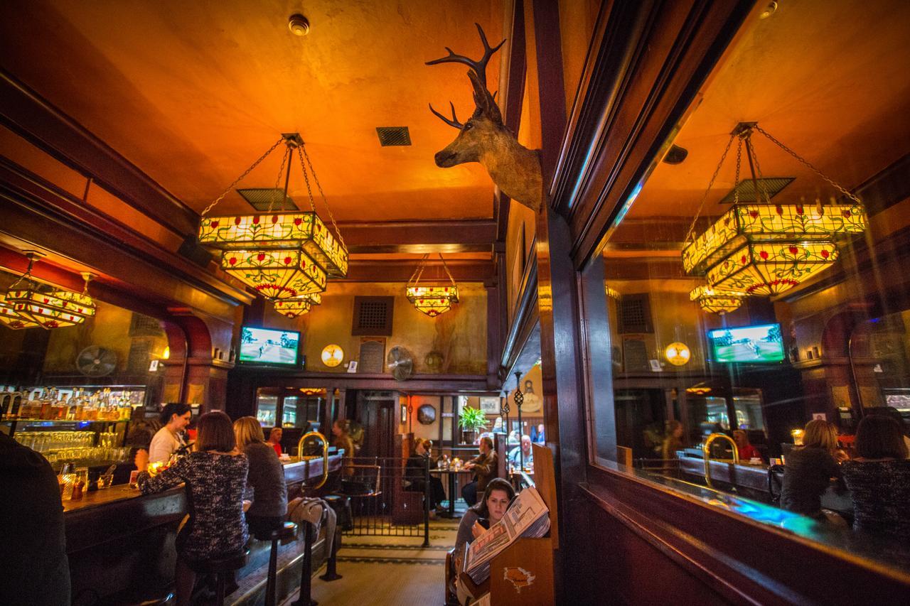 فيلا Mcmenamins Olympic Club سنتراليا المظهر الخارجي الصورة