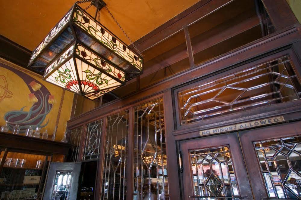 فيلا Mcmenamins Olympic Club سنتراليا المظهر الخارجي الصورة